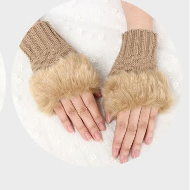 Stylish Faux Rabbit Hair Fur Gloves For Women (Skin)